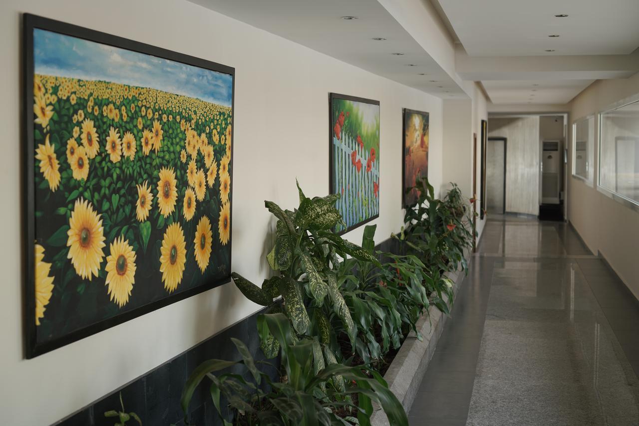 Mamba Point Hotel Монровія Екстер'єр фото