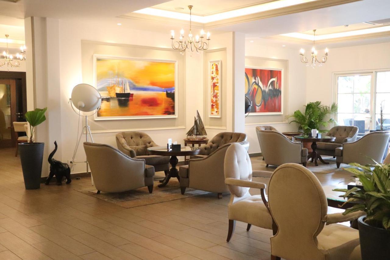 Mamba Point Hotel Монровія Екстер'єр фото