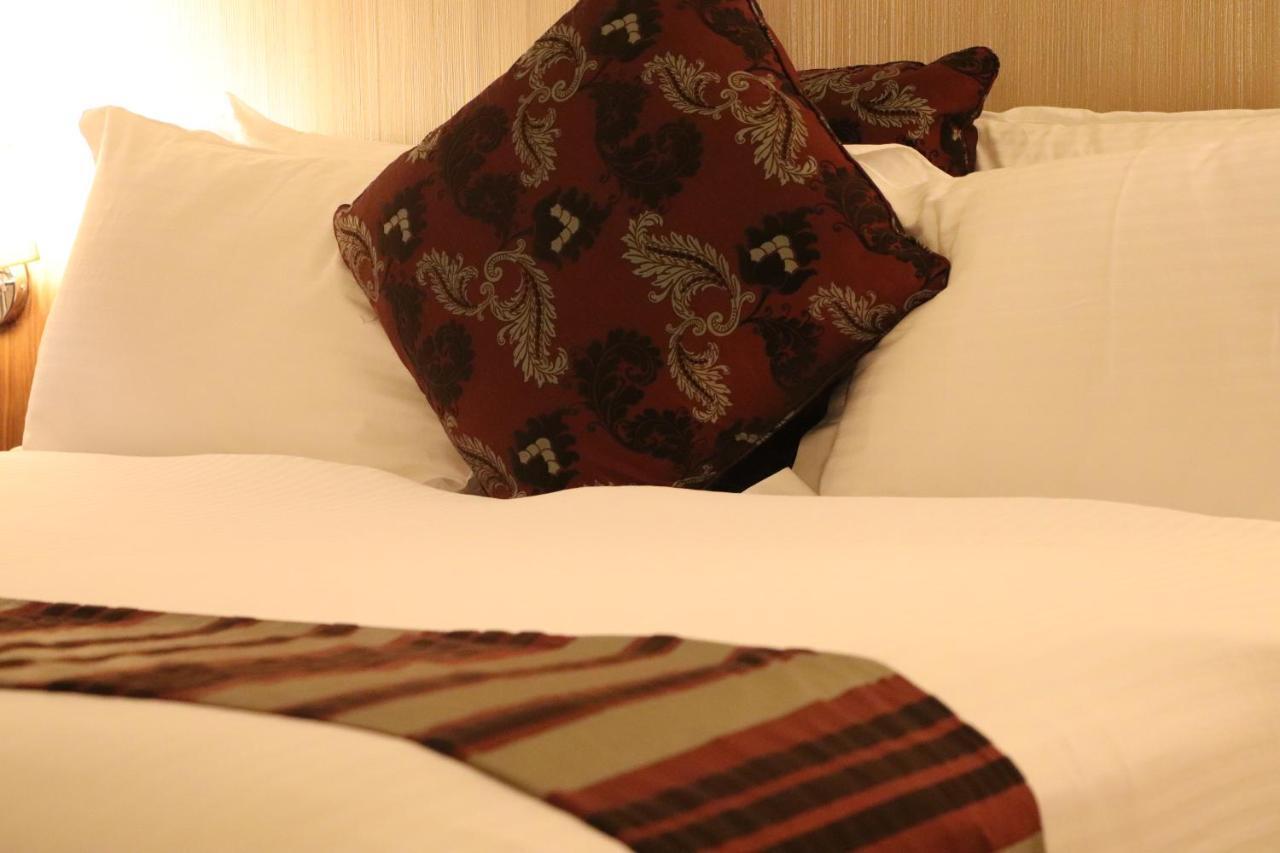 Mamba Point Hotel Монровія Екстер'єр фото